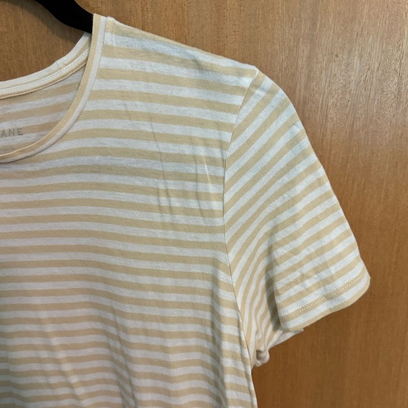 Host pick 💕EVERLANE Striped Tee in Cashew and White Size Large - Picture 5 of 6
